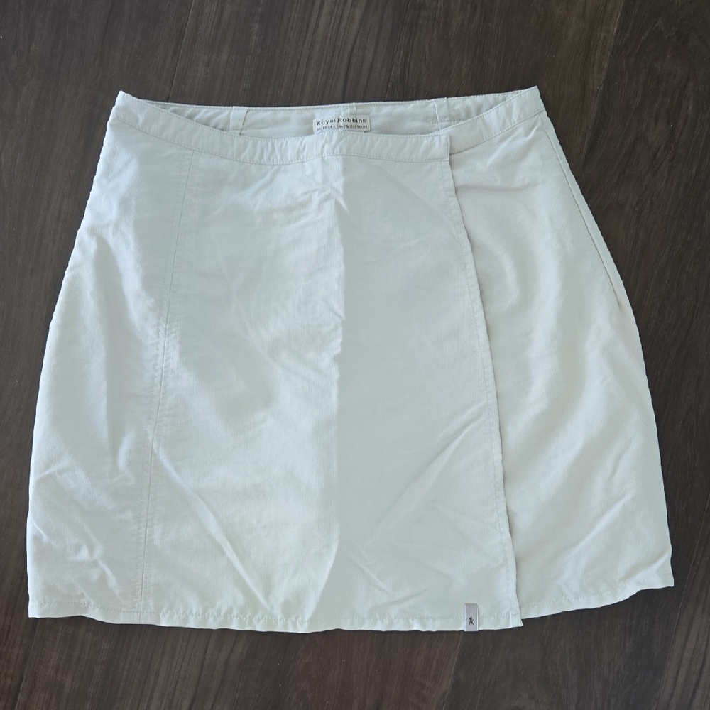Royal Robbins Skort Size 4, Nylon